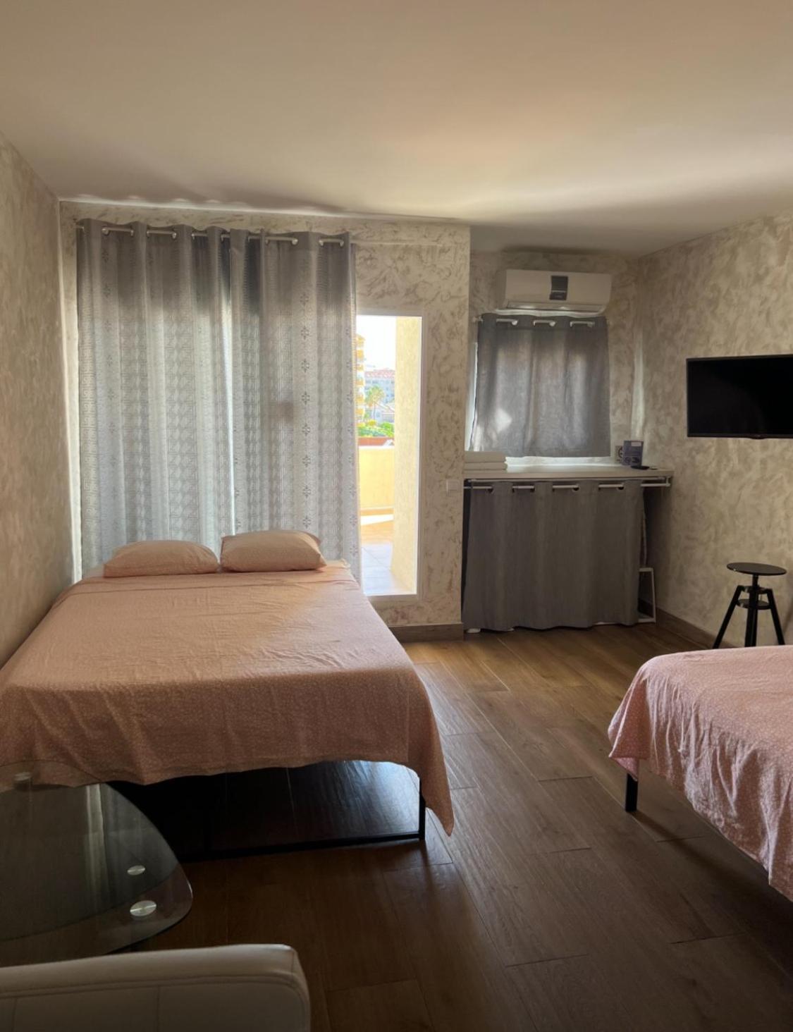 Benal Beach Apartment Benalmadena Ngoại thất bức ảnh